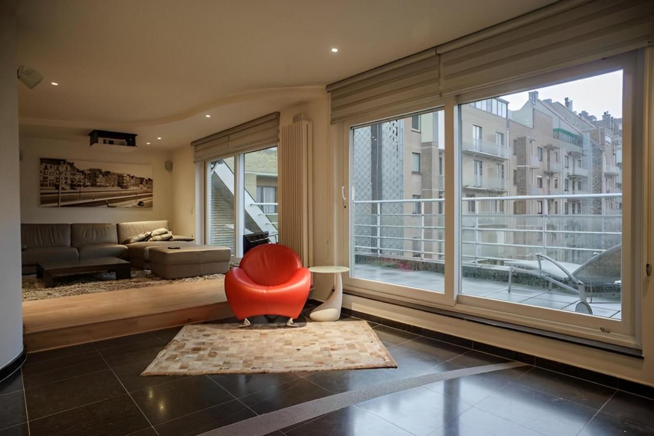 Big And Comfortable Triplex In Knokke Extérieur photo