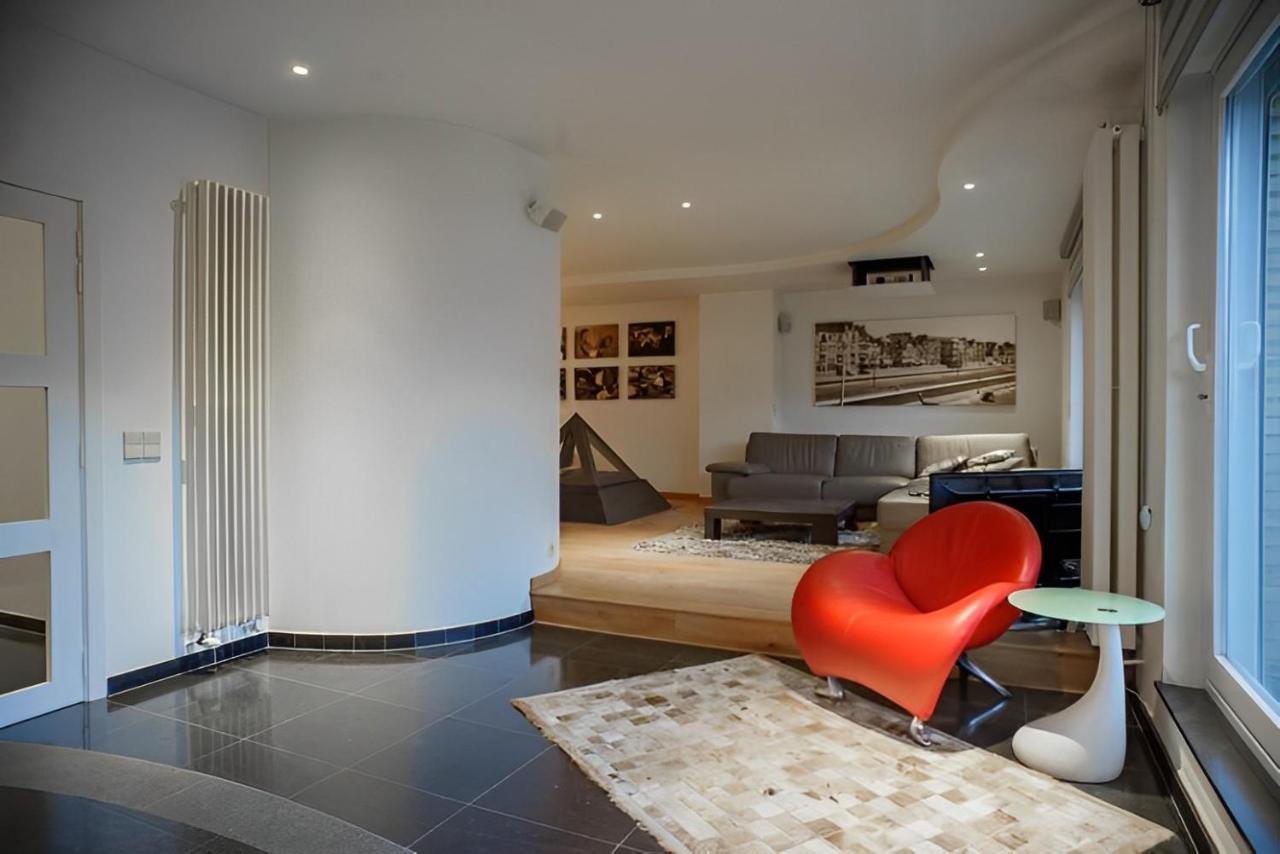 Big And Comfortable Triplex In Knokke Extérieur photo