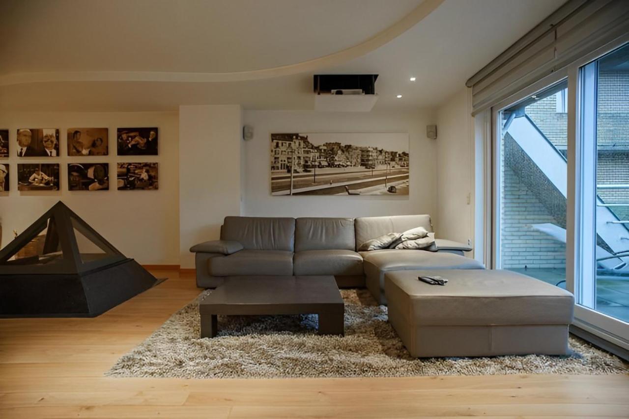 Big And Comfortable Triplex In Knokke Extérieur photo