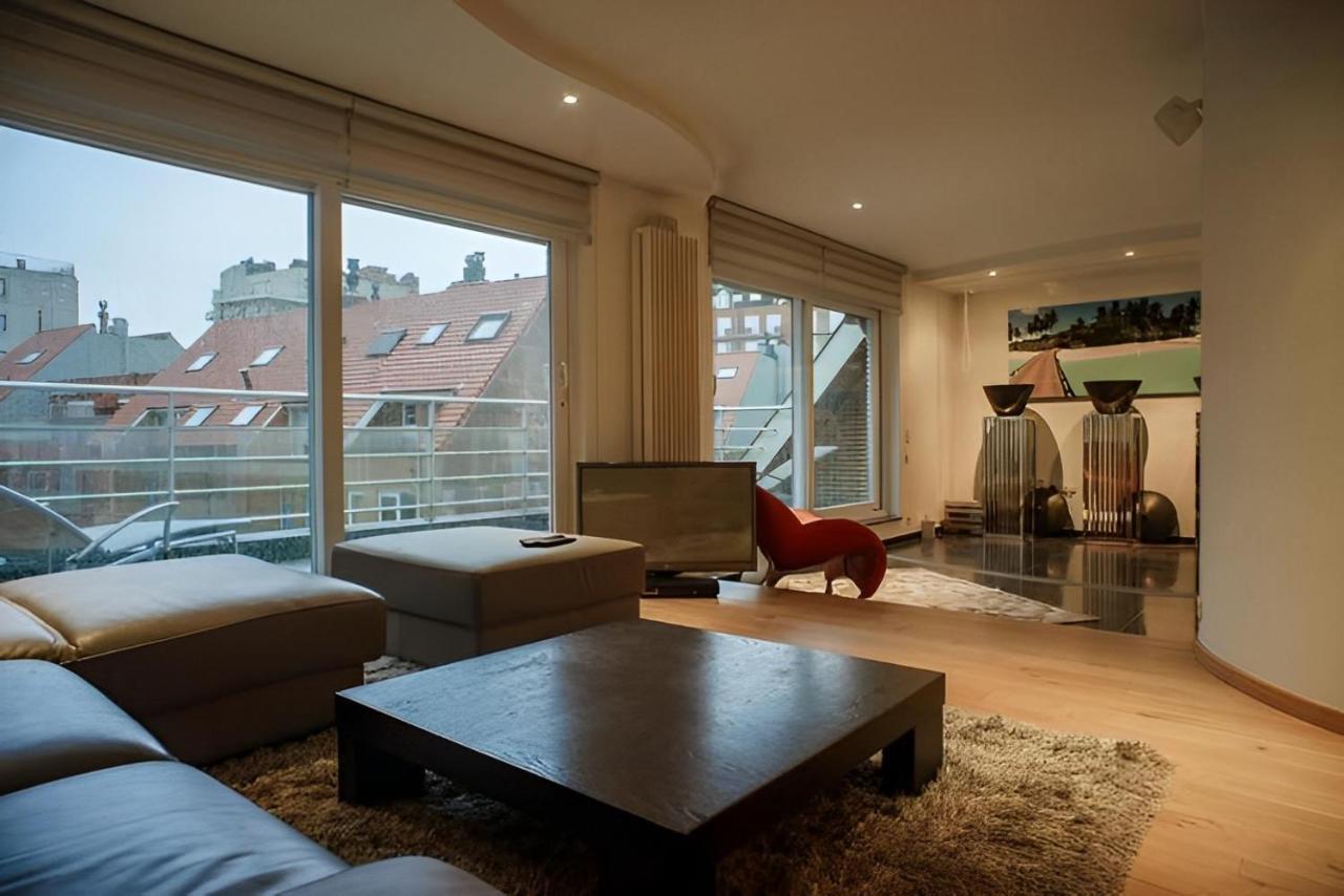 Big And Comfortable Triplex In Knokke Extérieur photo