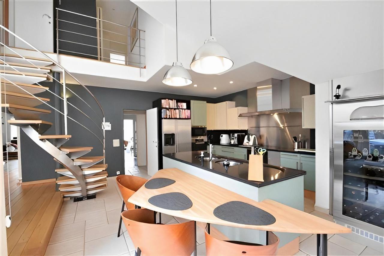 Big And Comfortable Triplex In Knokke Extérieur photo